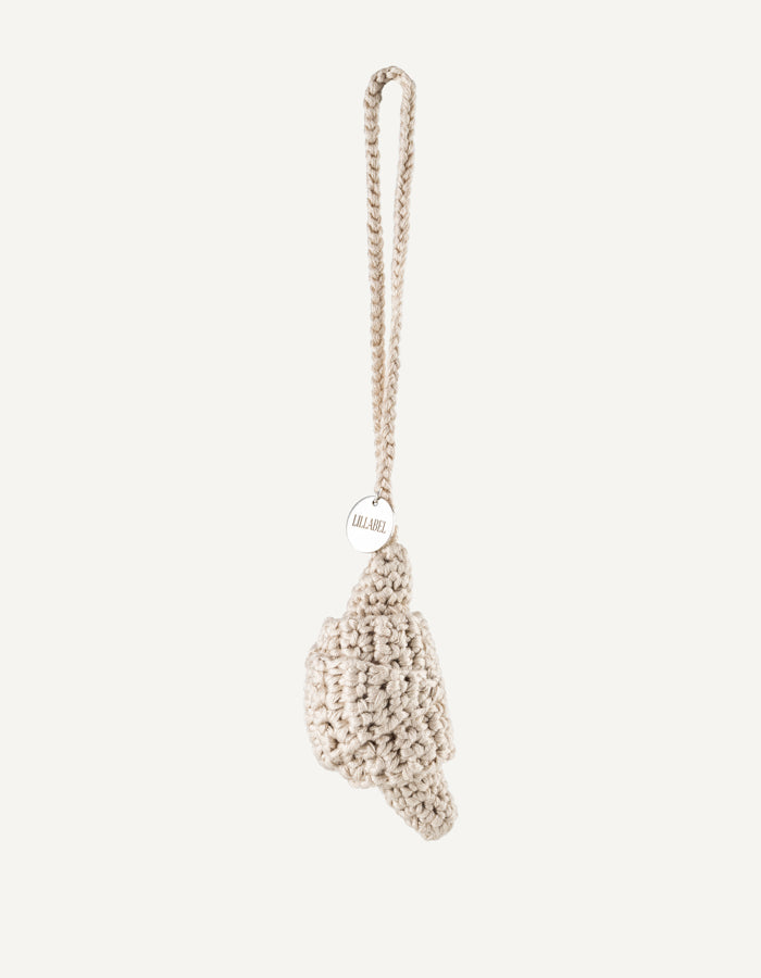 Breloczek szydełkoway croissant | charms do torebki LILLABEL