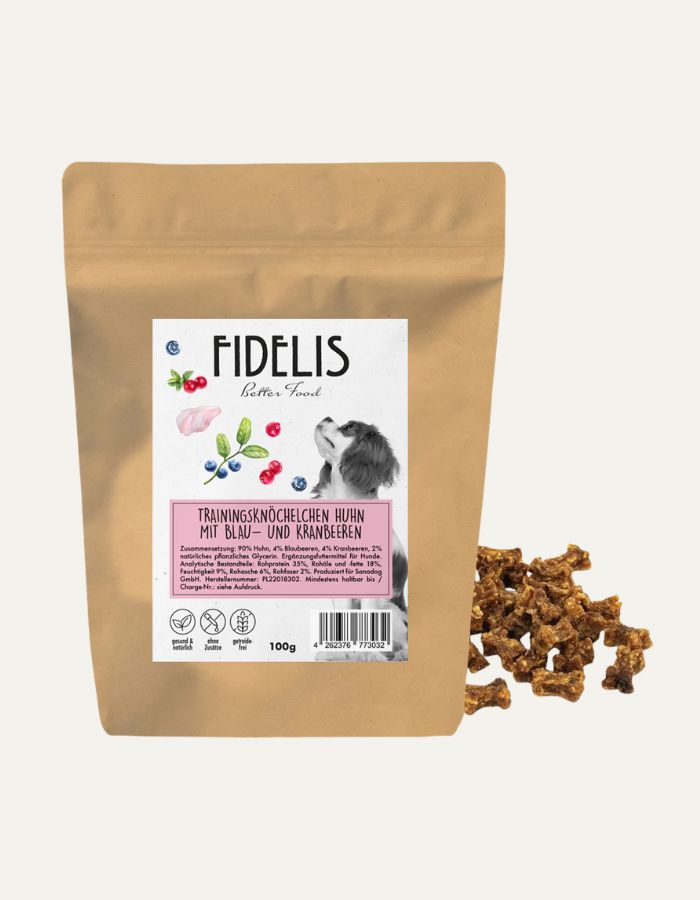 Kostki treningowe z kurczaka z borówkami i żurawiną (100g) FIDELIS